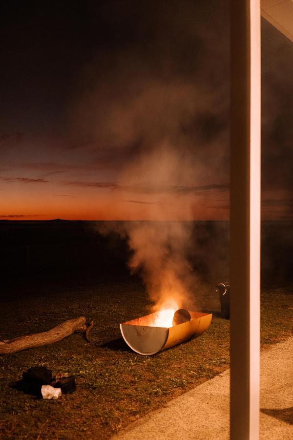 Coorong Island Retreat - Farm Stay At Pet Friendly Property Meningie Ngoại thất bức ảnh